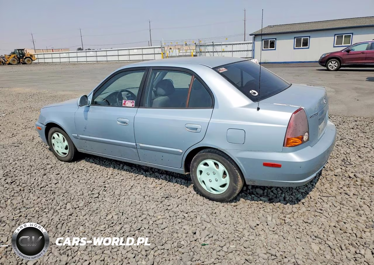 2005 Hyundai Accent Gls VIN:KMHCG45C75U615580 - 2