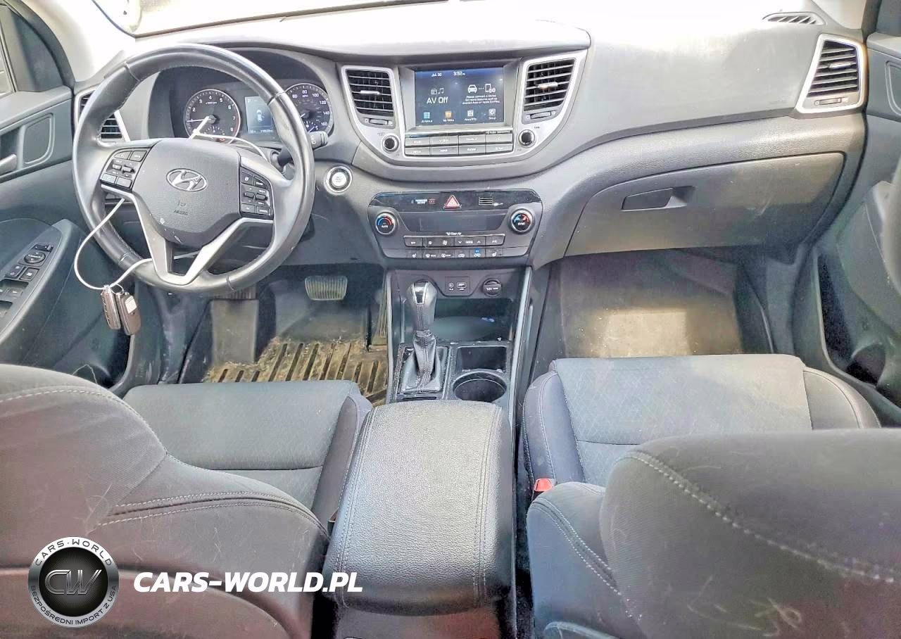 2018 Hyundai Tucson Value VIN:KM8J3CA23JU804781 - 8