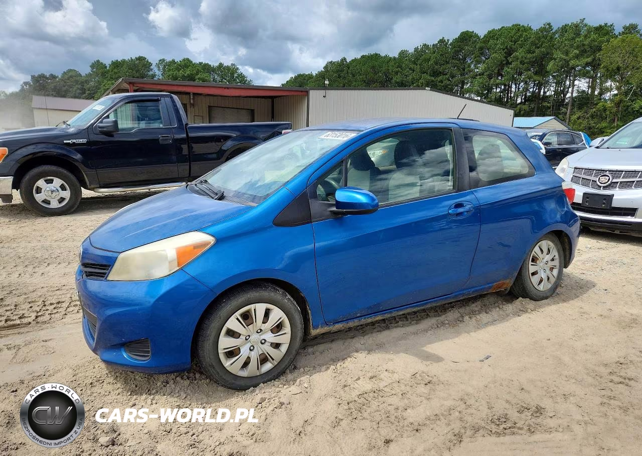 2013 Toyota Yaris 3-Door L