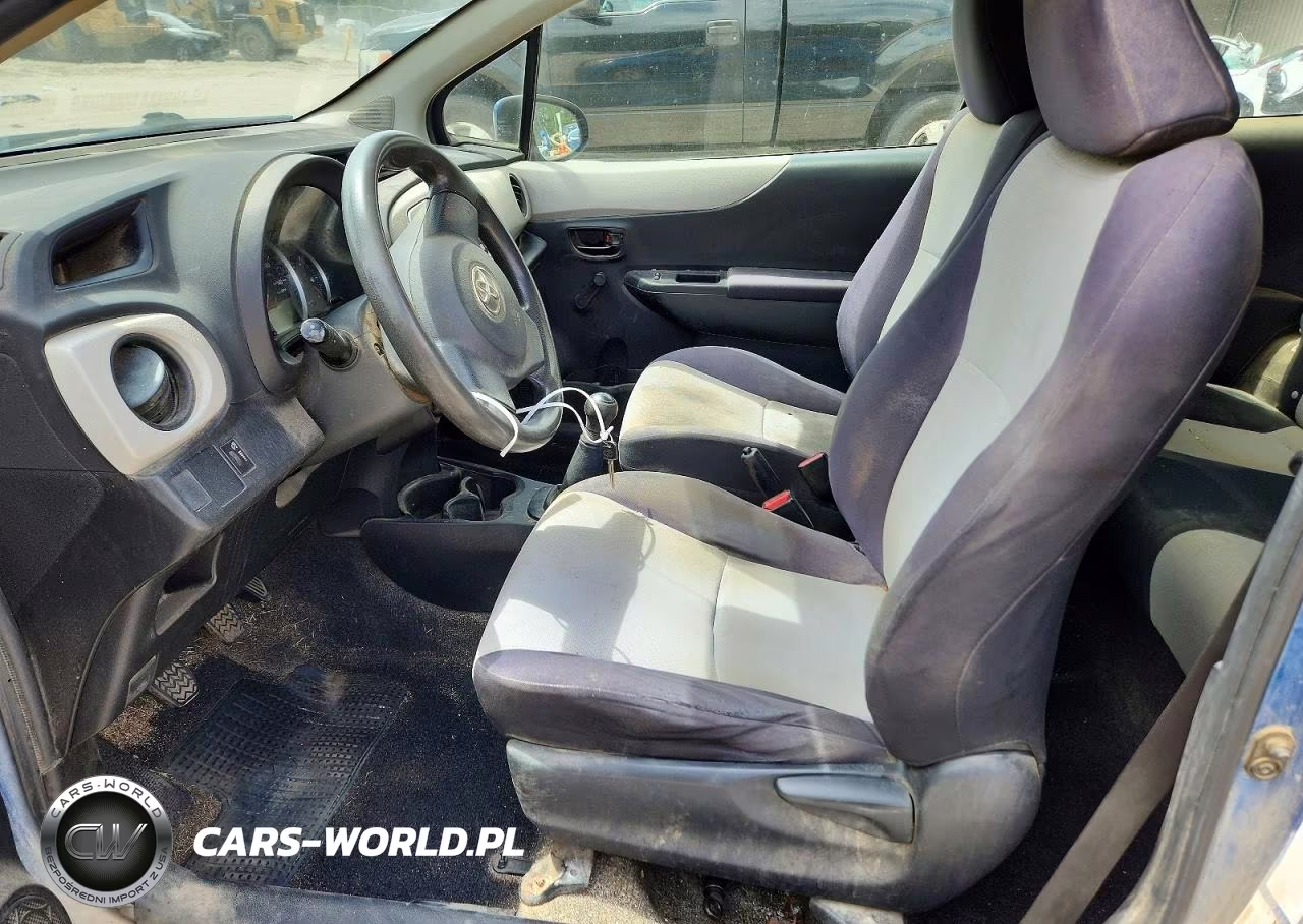 2013 Toyota Yaris 3-Door L VIN:JTDJTUD31DD562091 - 7
