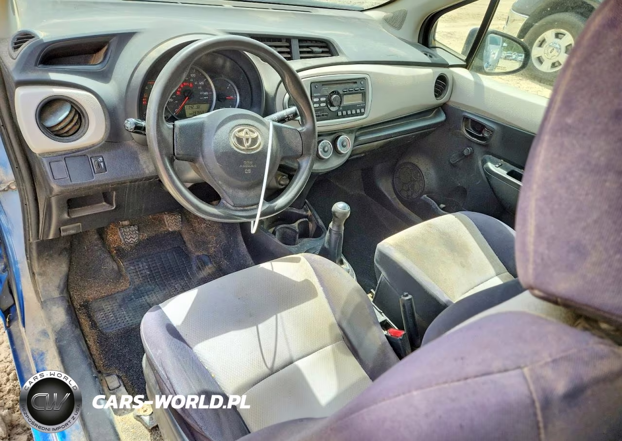 2013 Toyota Yaris 3-Door L VIN:JTDJTUD31DD562091 - 8