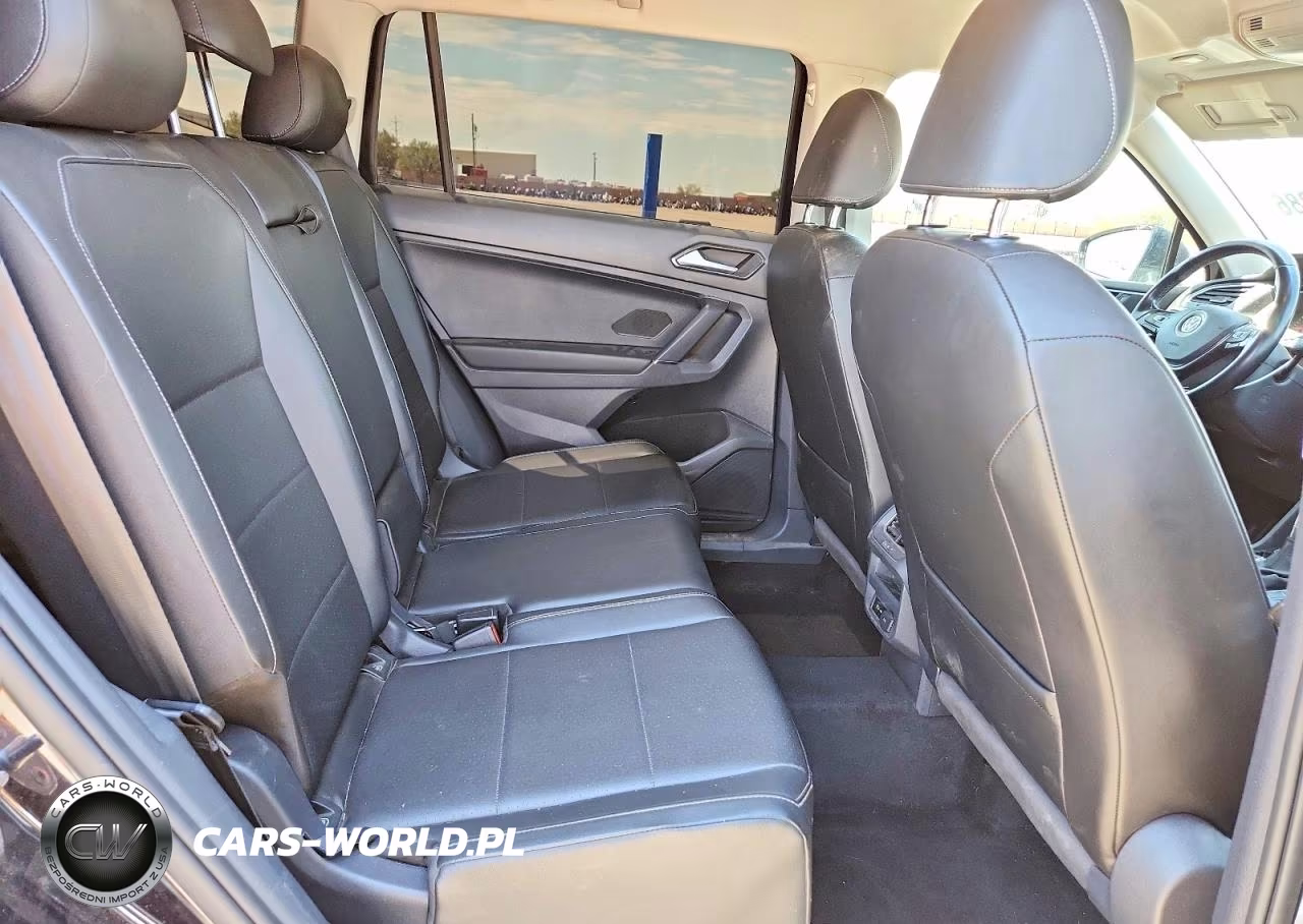 2018 Volkswagen Tiguan Se VIN:3VV2B7AX1JM132921 - 11