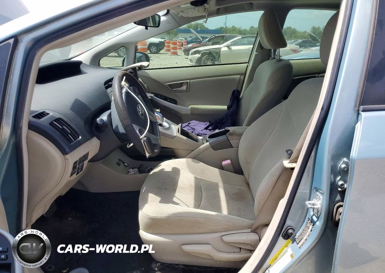 2012 Toyota Prius Three VIN:JTDKN3DU9C5483438 - 7
