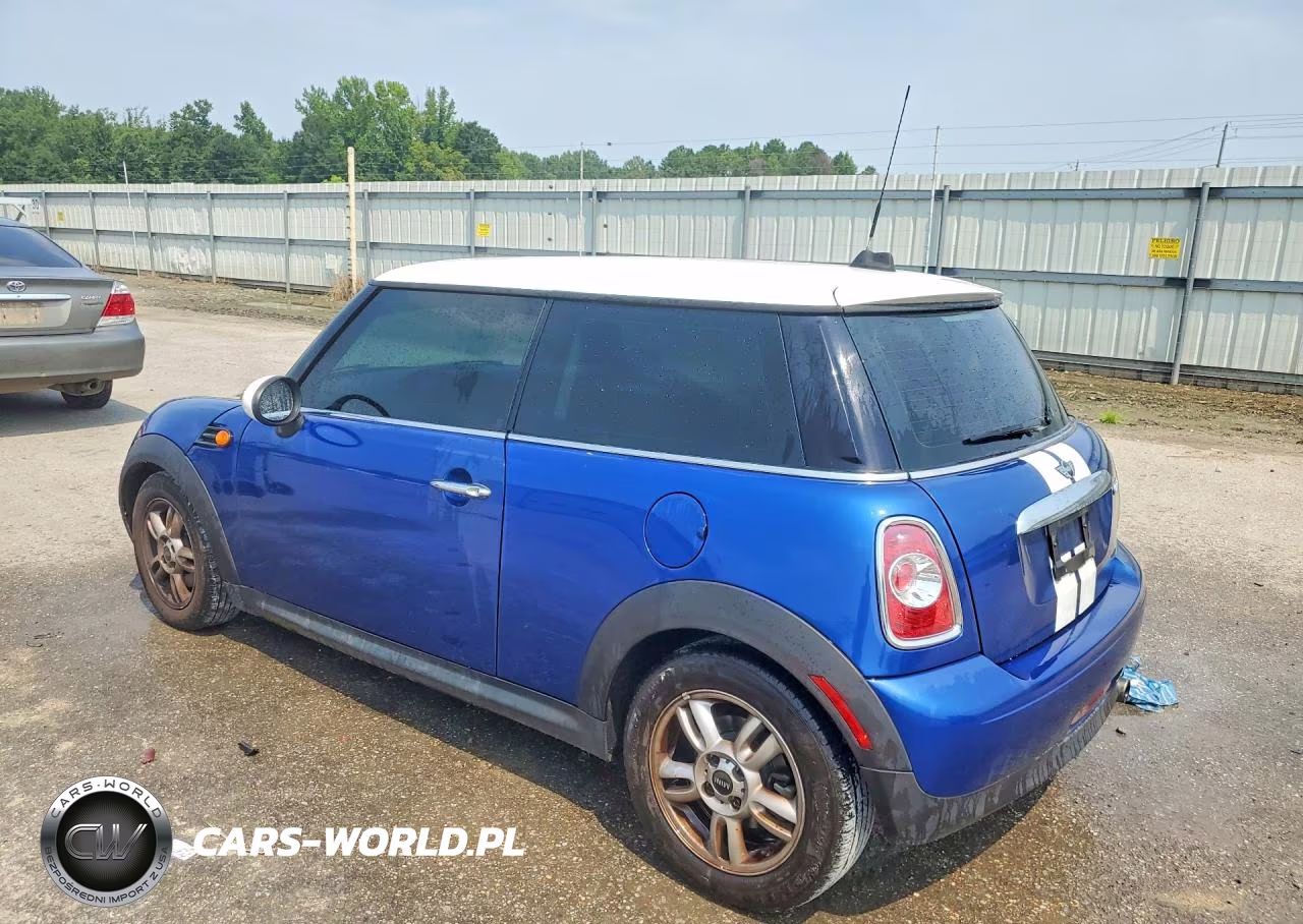 2013 Mini Cooper VIN:WMWSU3C50DT684099 - 2