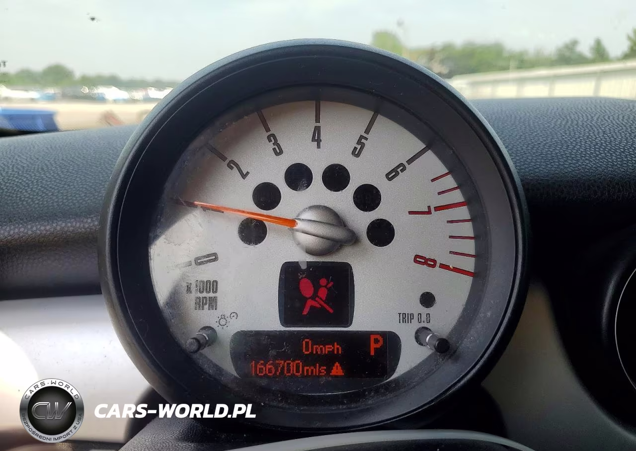 2013 Mini Cooper VIN:WMWSU3C50DT684099 - 9