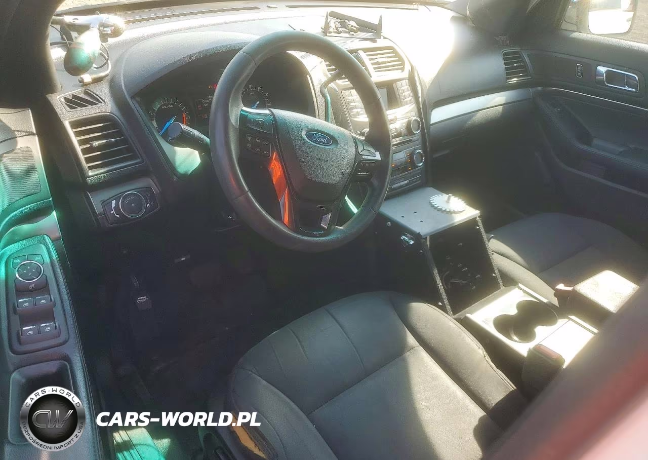 2016 Ford Explorer Police Interceptor VIN:1FM5K8AR3GGC08270 - 8