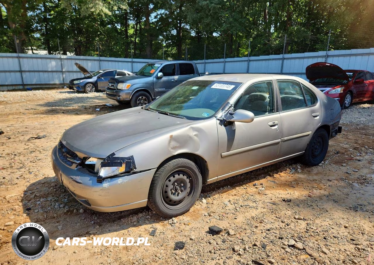 1999 Nissan Altima Xe