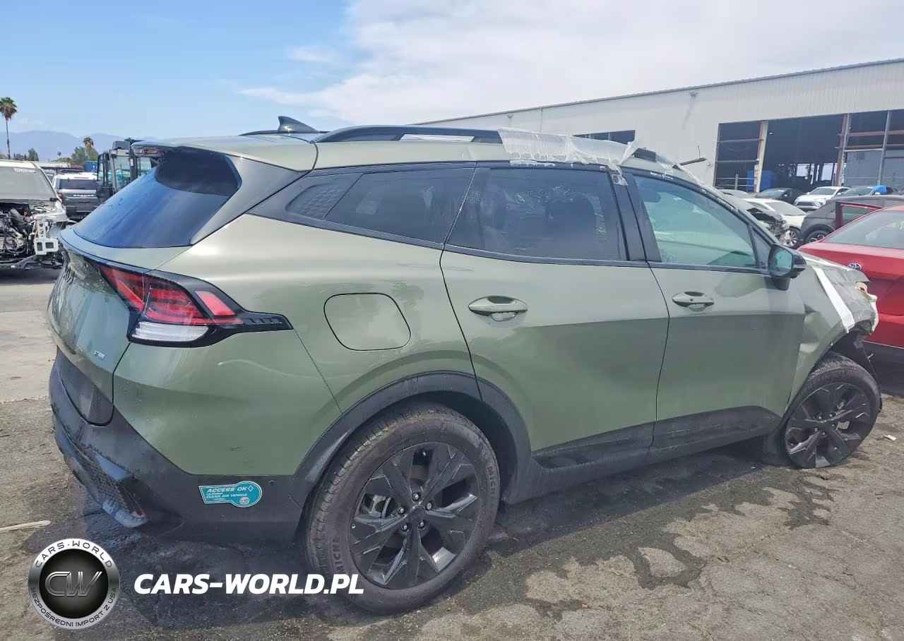 2025 Kia Sportage Plug-In Hybrid X-Line Prestige VIN:KNDPZDDH4S7240528 - 3