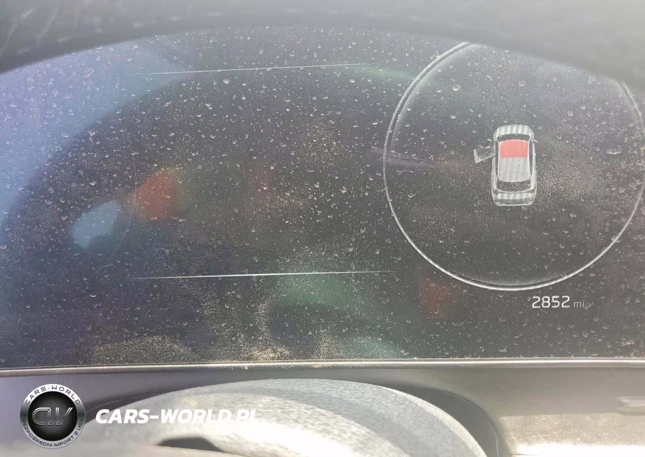 2025 Kia Sportage Plug-In Hybrid X-Line Prestige VIN:KNDPZDDH4S7240528 - 9