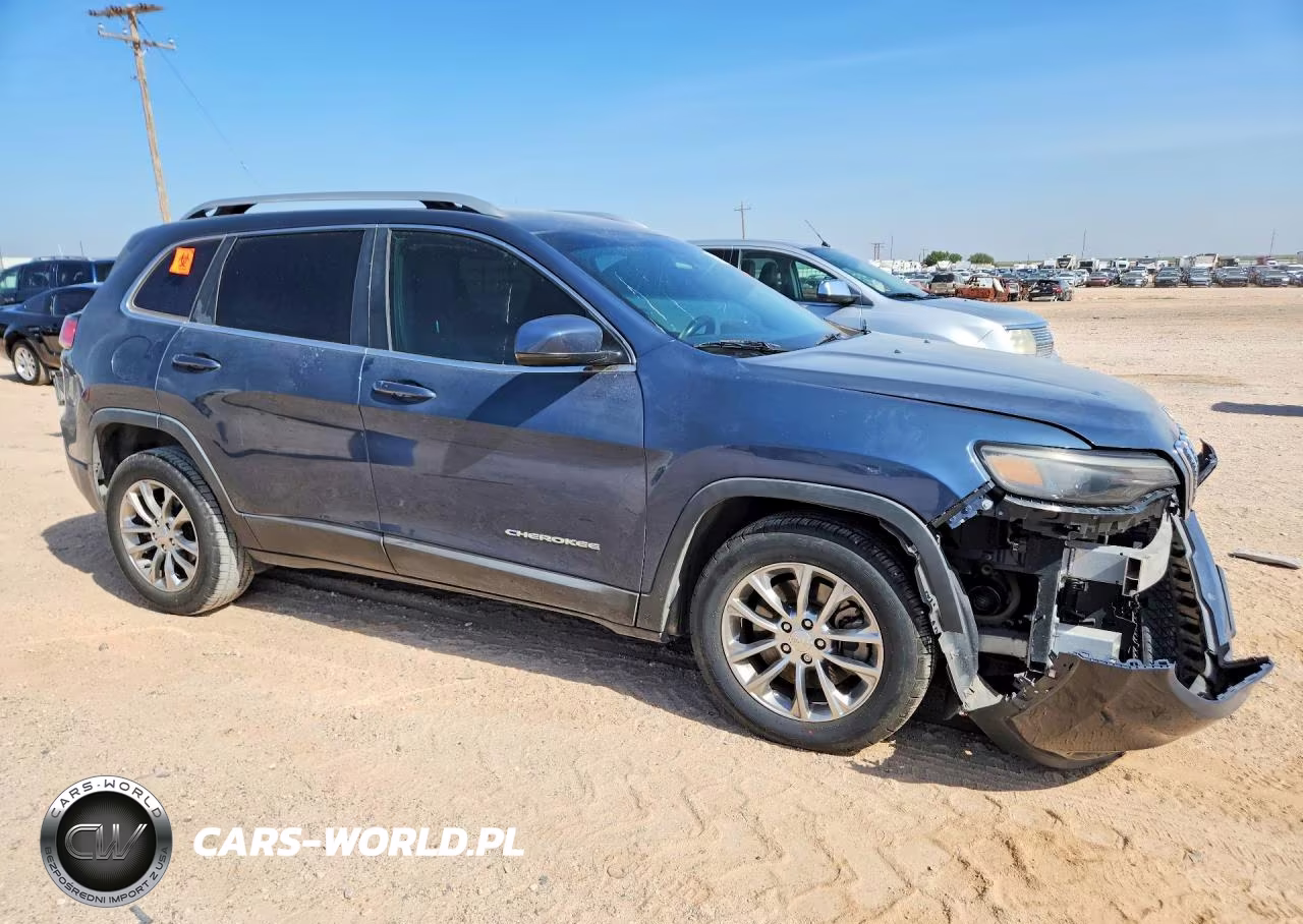 2020 Jeep Cherokee Latitude Plus VIN:1C4PJLLB4LD585804 - 4