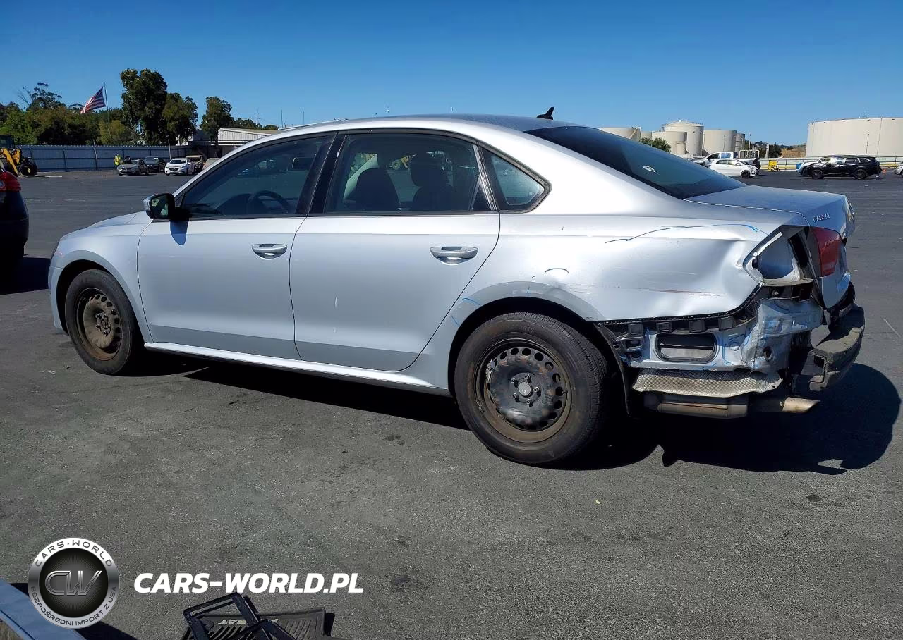 2015 Volkswagen Passat VIN:1VWAT7A36FC099666 - 2