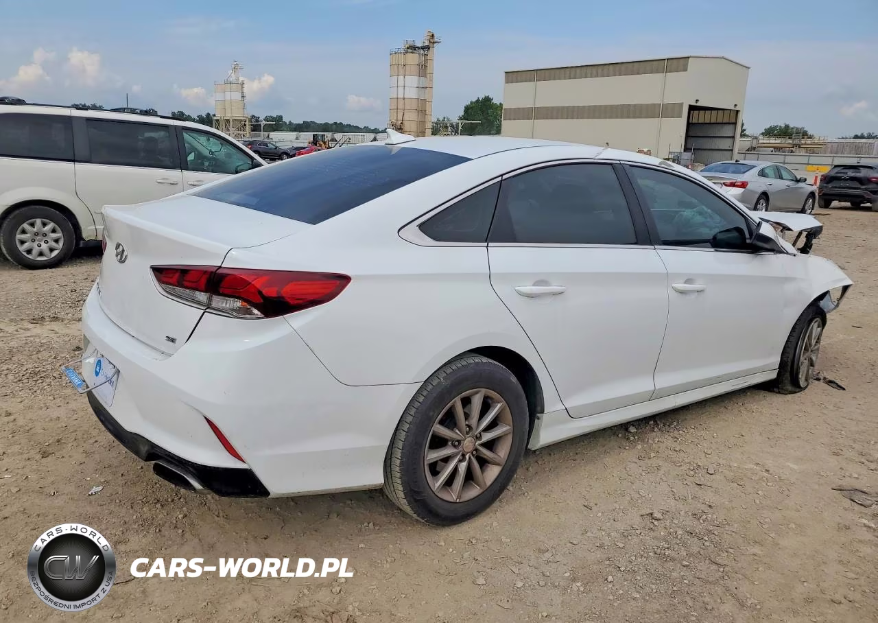 2018 Hyundai Sonata Se VIN:5NPE24AF7JH622996 - 3