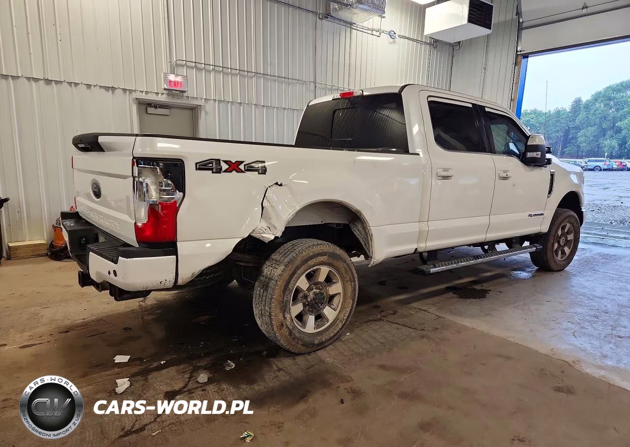 2017 Ford F350 VIN:1FT8W3BT2HEB87167 - 3