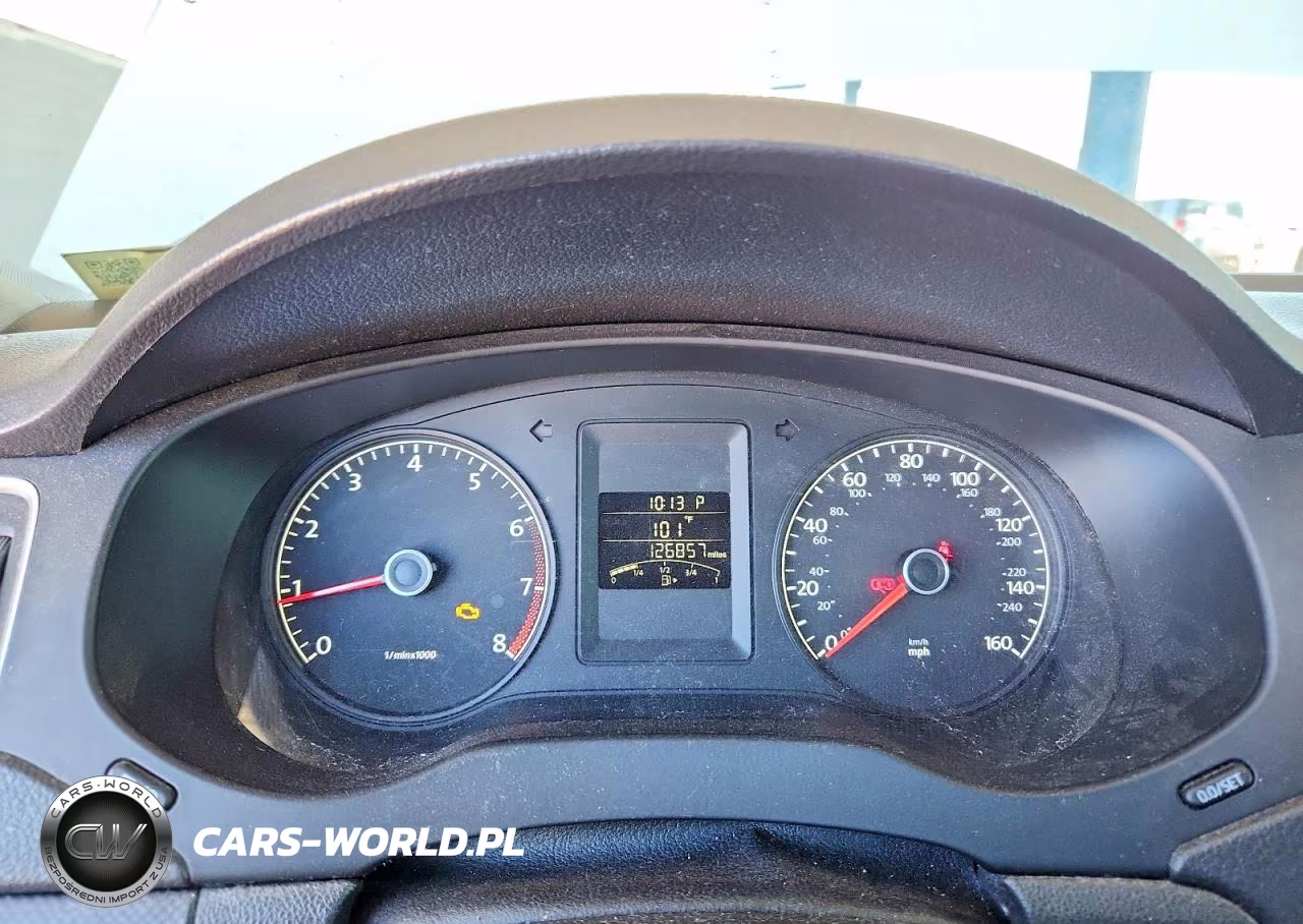 2013 Volkswagen Jetta Base VIN:3VW2K7AJ0DM400871 - 9