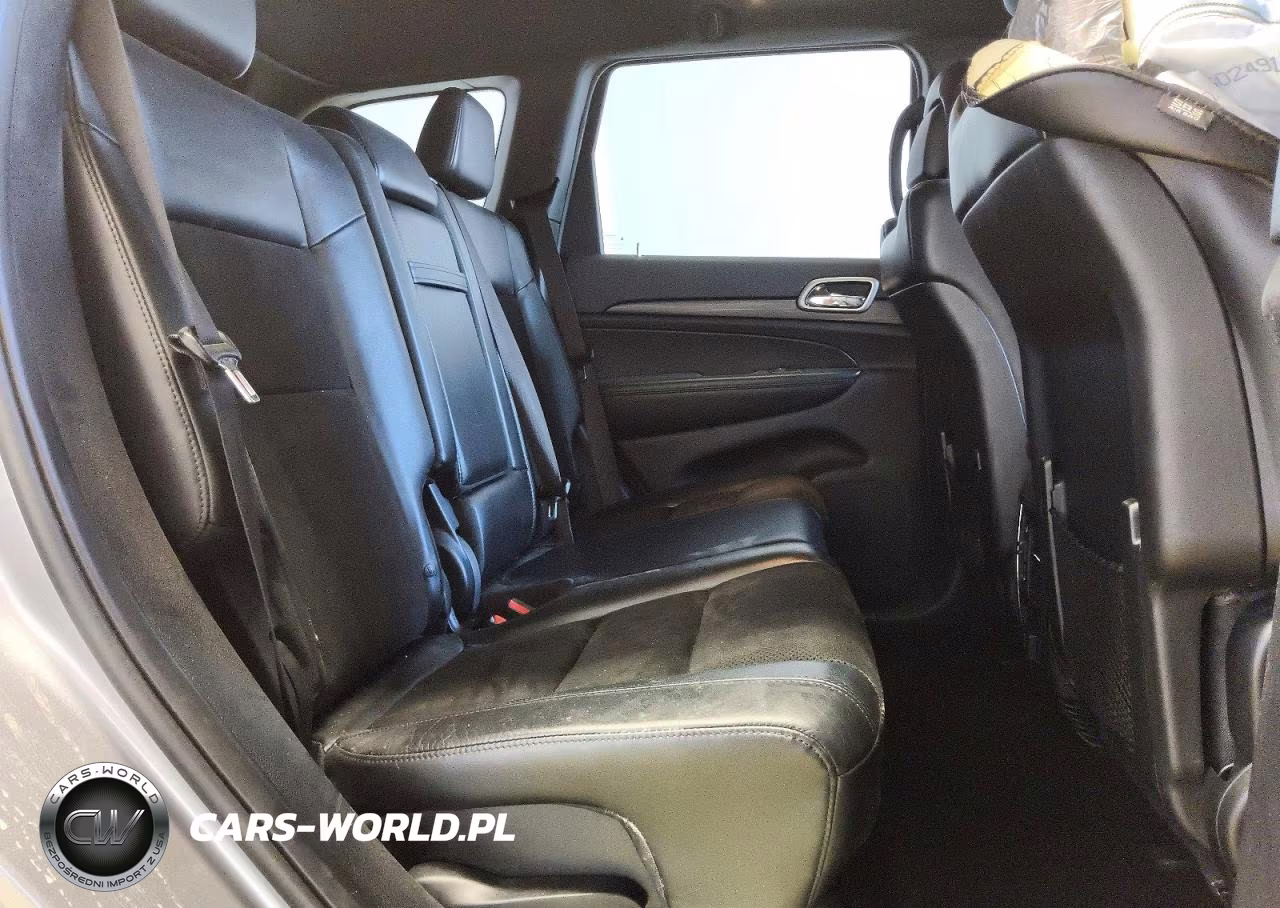 2019 Jeep Grand Cherokee Laredo VIN:1C4RJFAG0KC849999 - 11