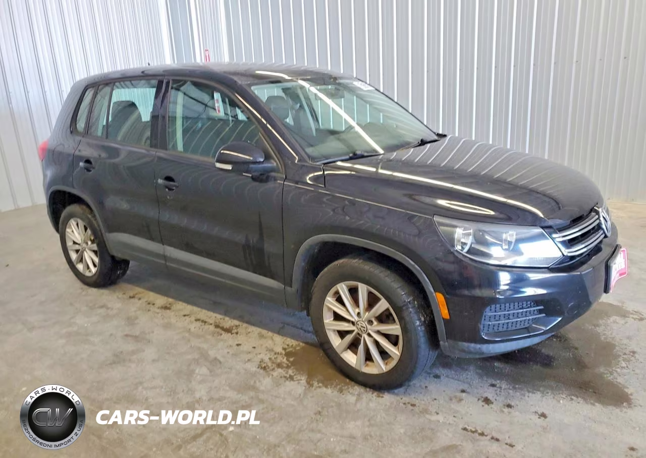 2017 Volkswagen Tiguan S VIN:WVGBV7AX0HK049614 - 4