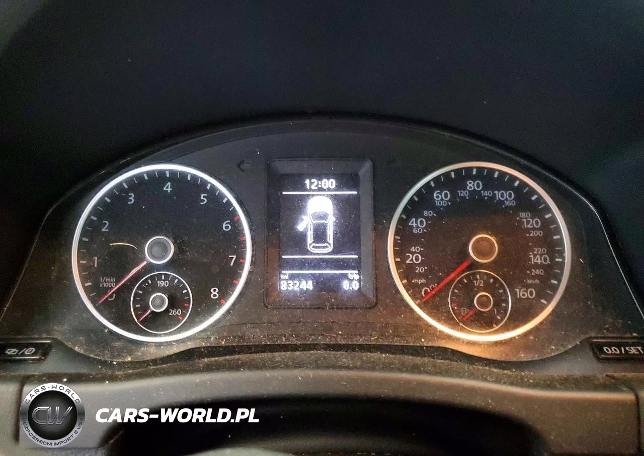 2017 Volkswagen Tiguan S VIN:WVGBV7AX0HK049614 - 9