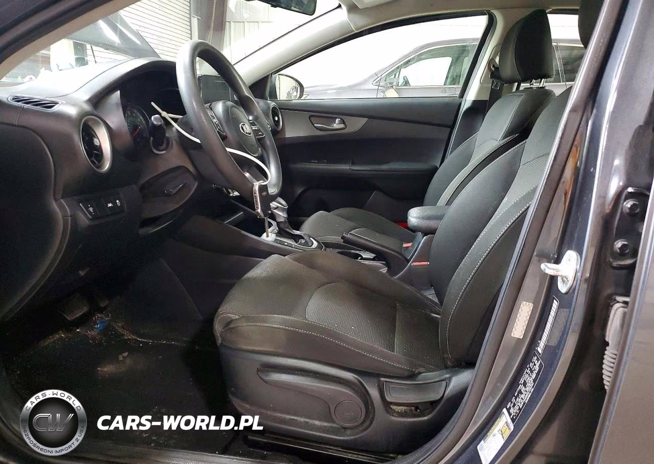2019 Kia Forte Lxs VIN:3KPF24AD6KE103253 - 7