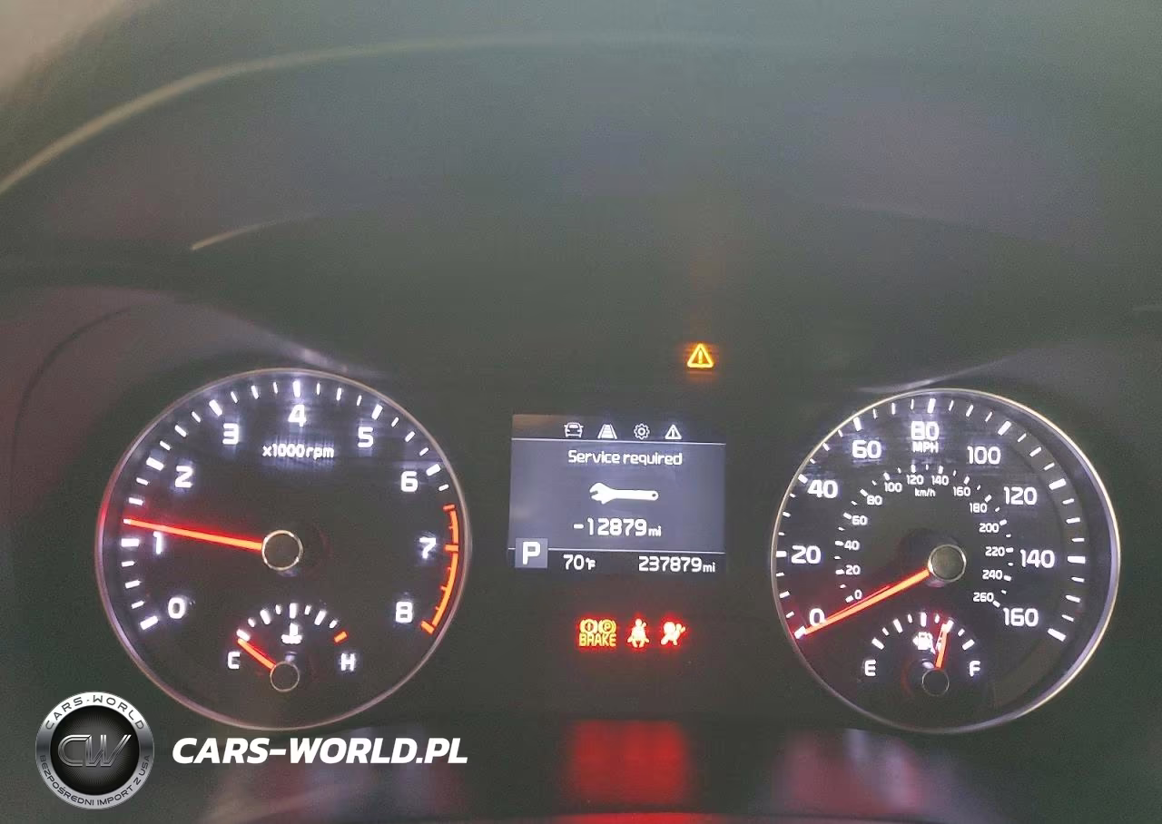 2019 Kia Forte Lxs VIN:3KPF24AD6KE103253 - 9