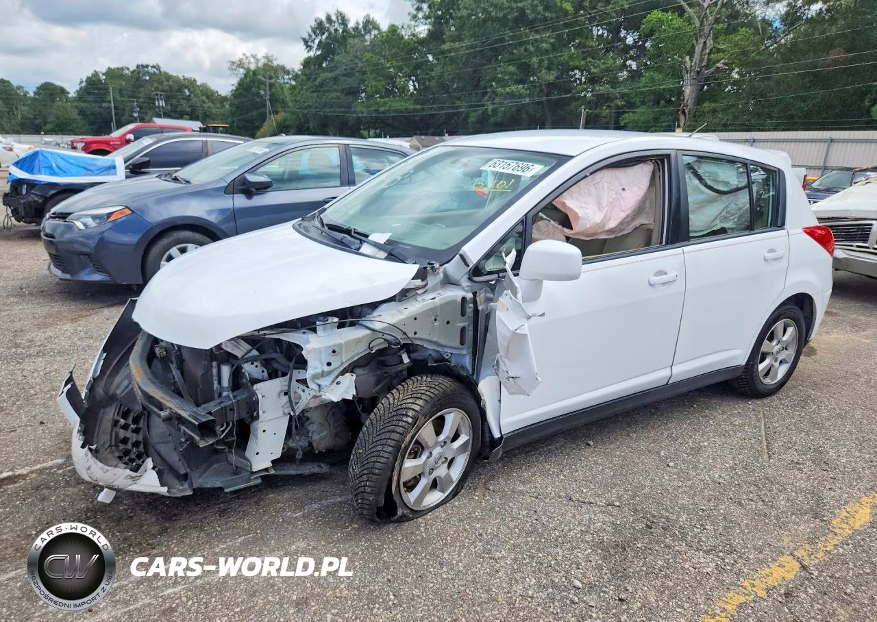 2012 Nissan Versa 1.8 S – zdjęcie 1 z 12