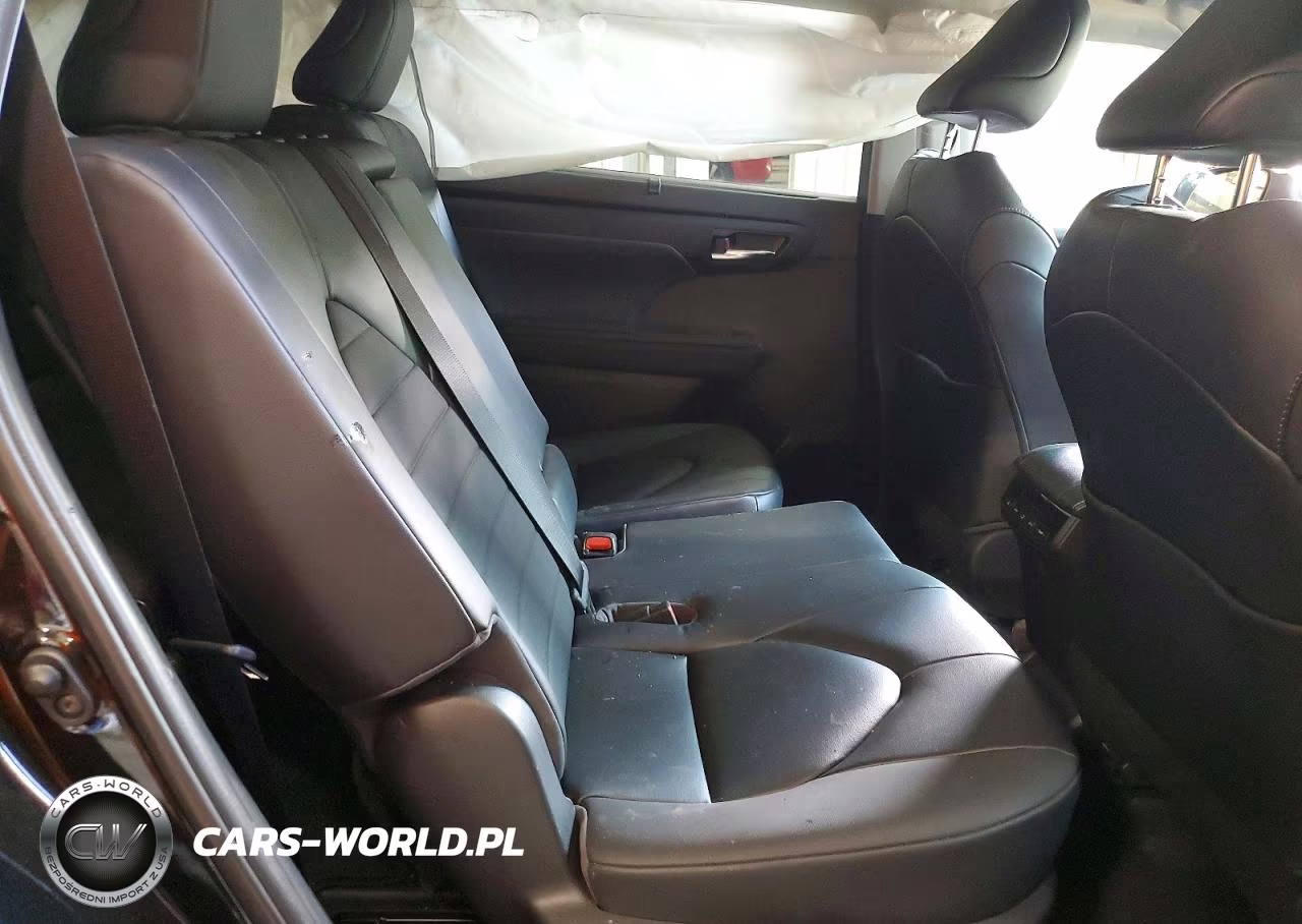 2023 Toyota Highlander Xle VIN:5TDKDRBH1PS010807 - 10