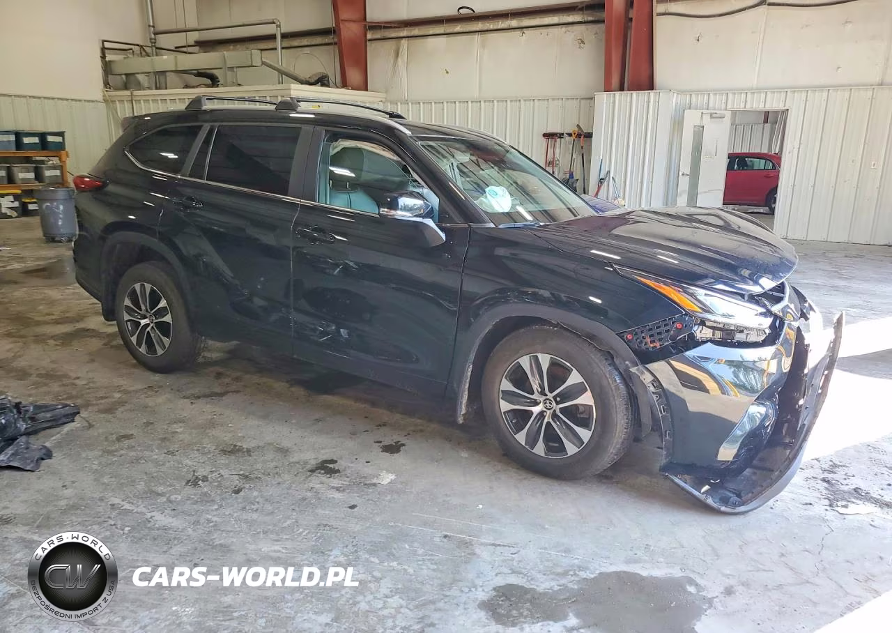 2023 Toyota Highlander Xle VIN:5TDKDRBH1PS010807 - 4