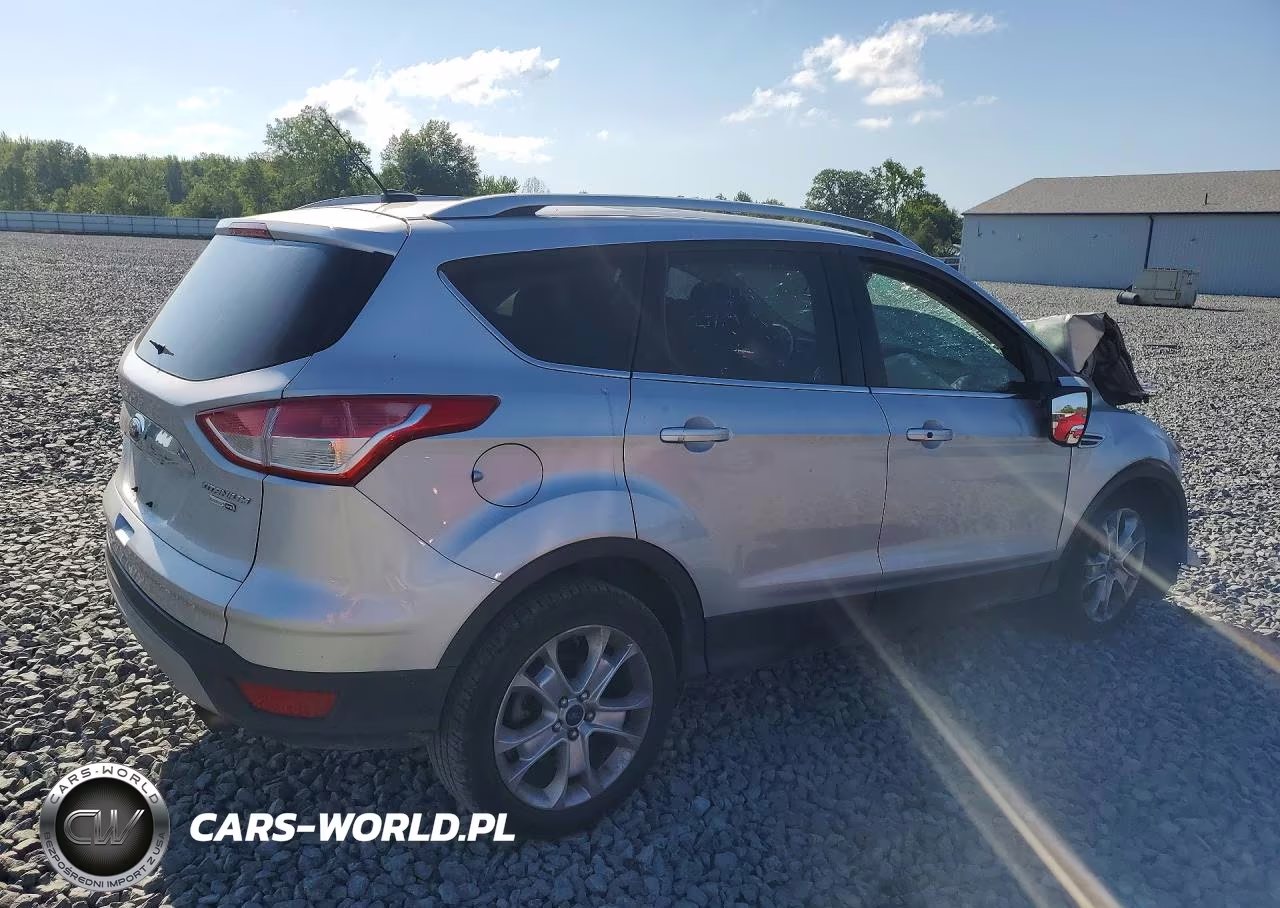 2016 Ford Escape Titanium VIN:1FMCU9JX1GUC37547 - 3