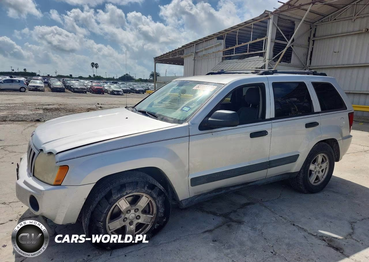 2005 Jeep Grand Cherokee Laredo