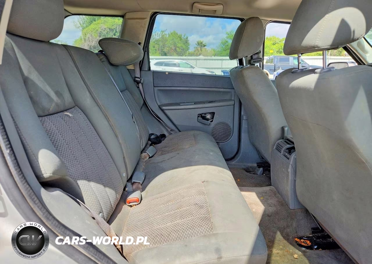 2005 Jeep Grand Cherokee Laredo VIN:1J4GS48K25C689805 - 10