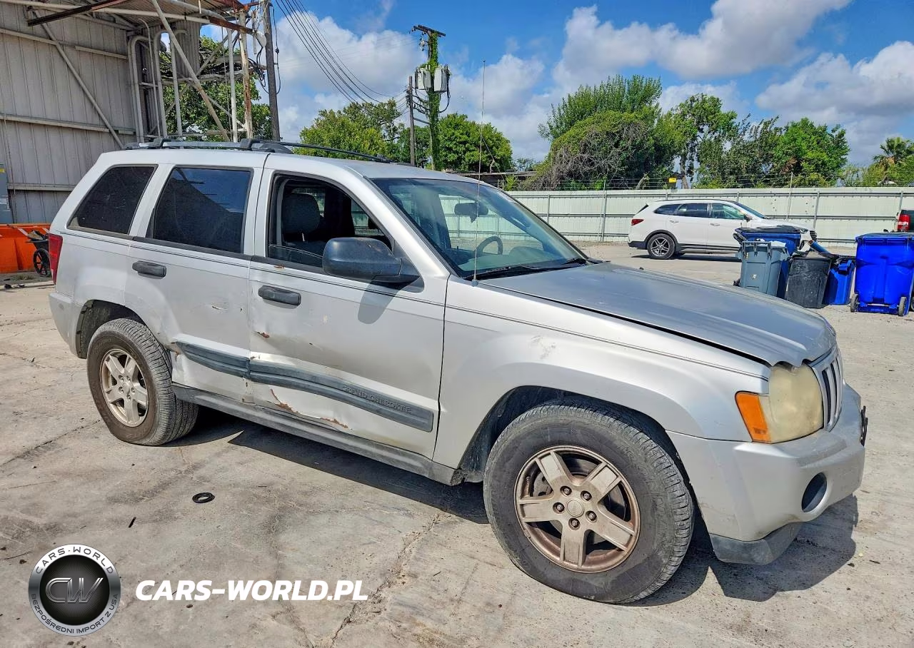2005 Jeep Grand Cherokee Laredo VIN:1J4GS48K25C689805 - 4