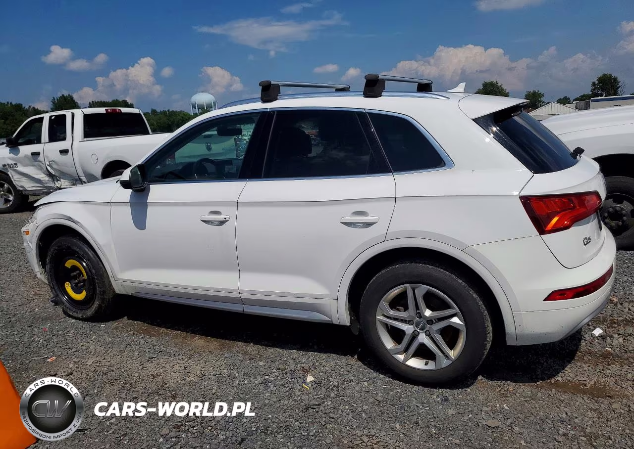 2019 Audi Q5 Premium VIN:WA1ANAFY8K2053667 - 2
