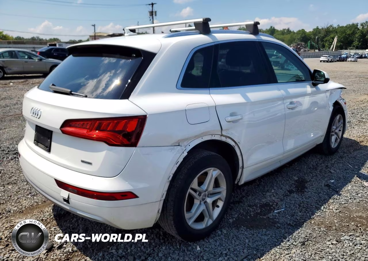 2019 Audi Q5 Premium VIN:WA1ANAFY8K2053667 - 3