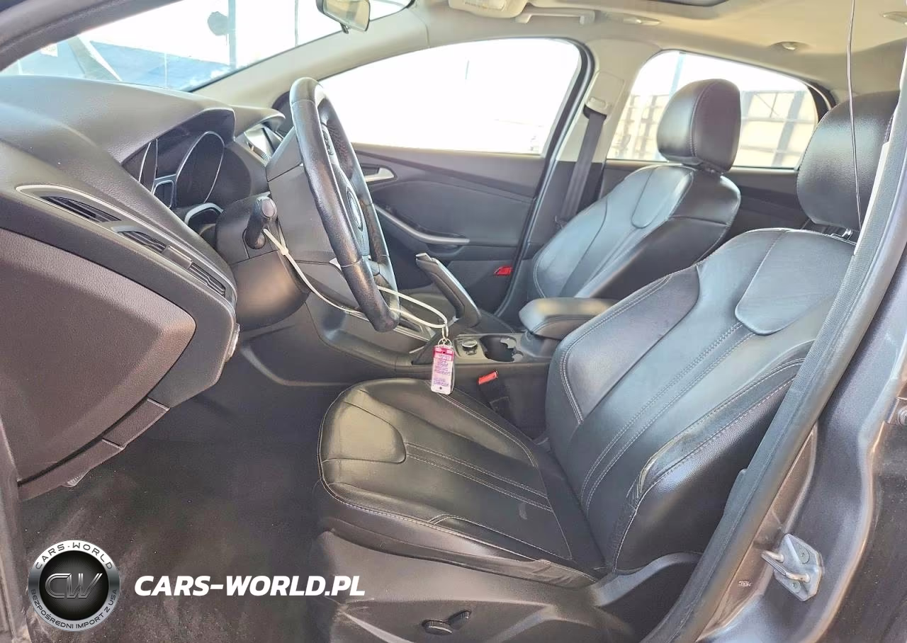 2014 Ford Focus Titanium VIN:1FADP3N20EL156043 - 7