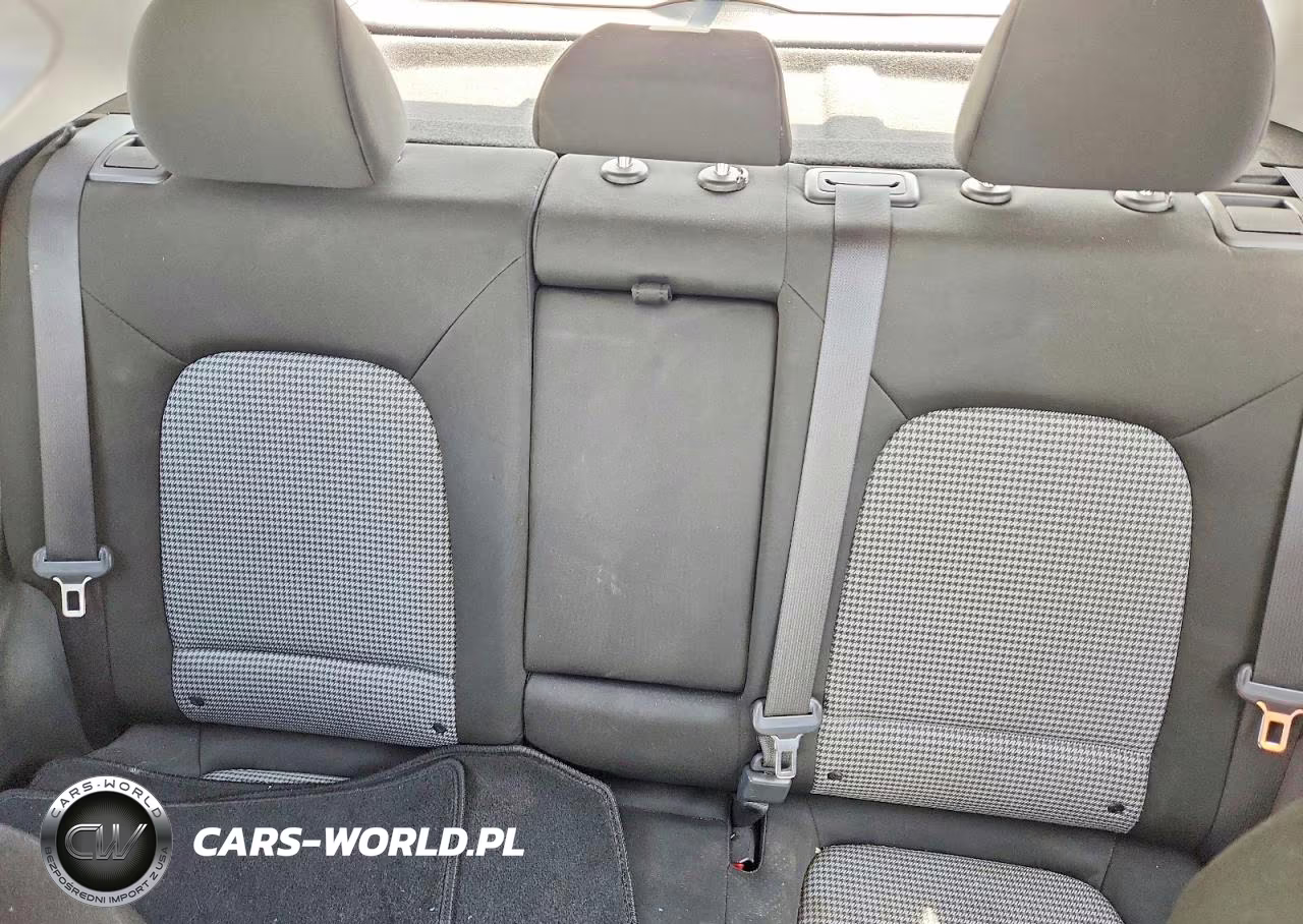 2020 Hyundai Kona Se VIN:KM8K12AA0LU583879 - 10
