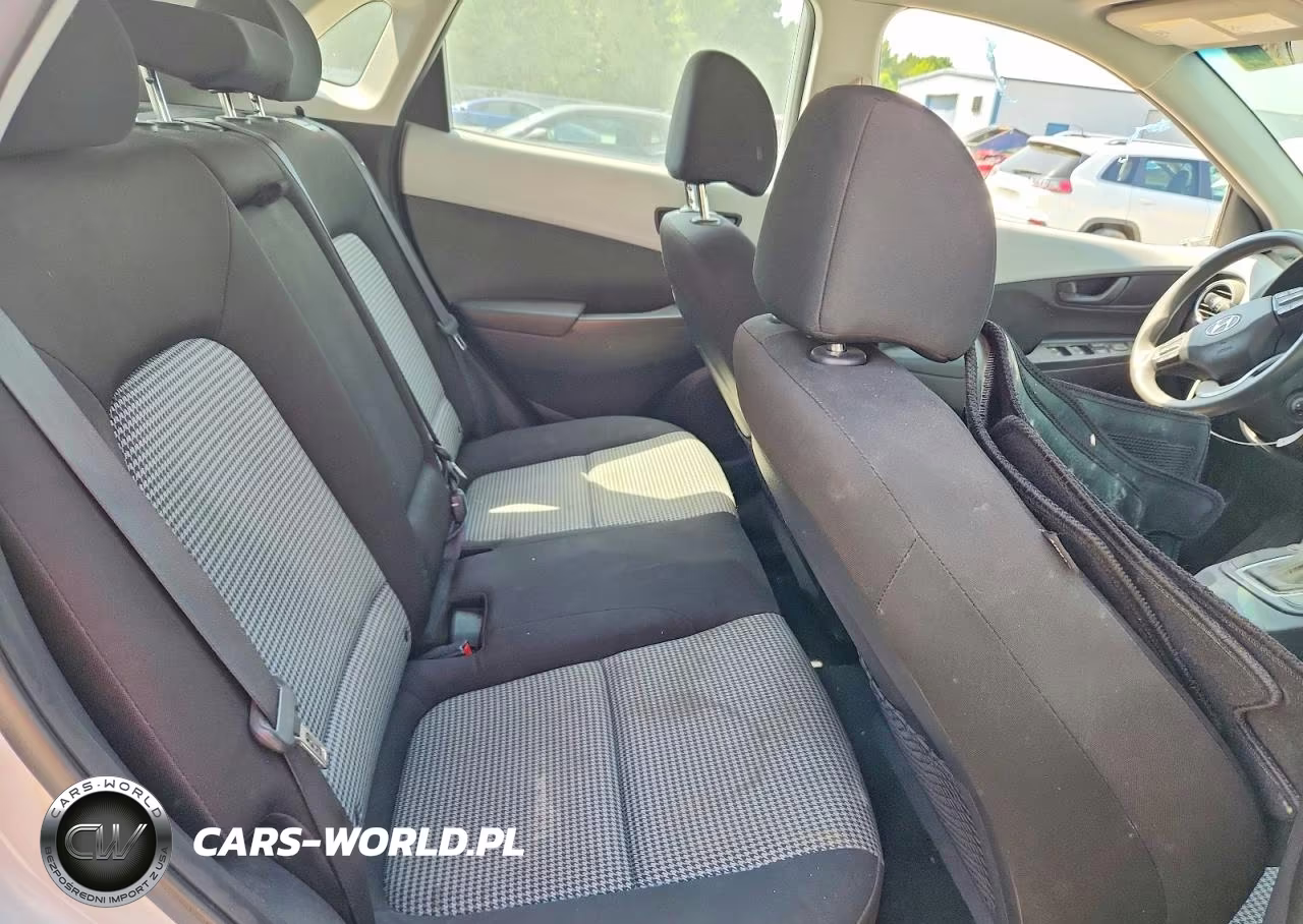 2020 Hyundai Kona Se VIN:KM8K12AA0LU583879 - 11