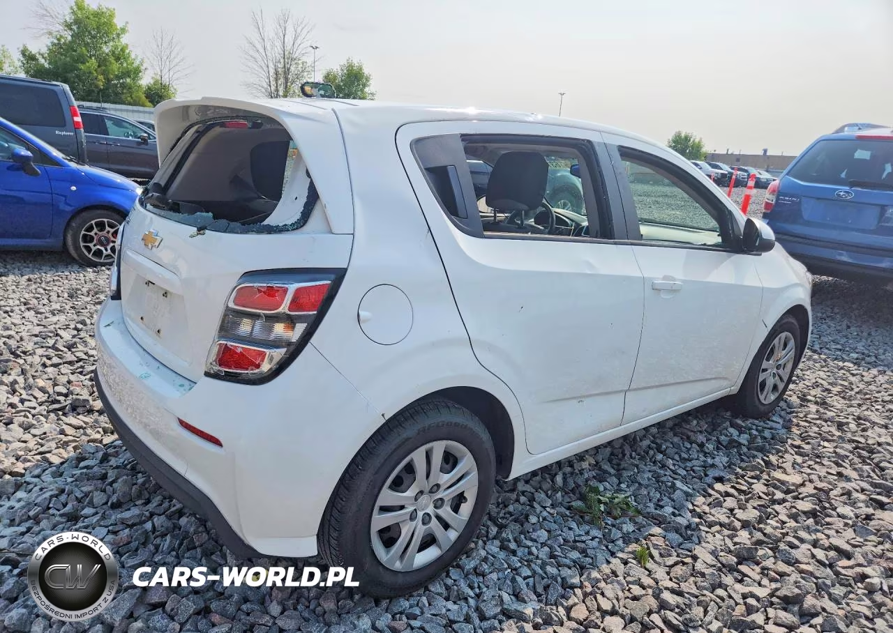 2017 Chevrolet Sonic VIN:1G1JG6SH4H4150180 - 3