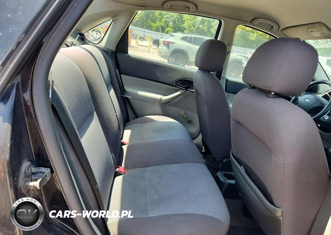 2007 Ford Focus Zx4 VIN:1FAFP34NX7W257175 - 10