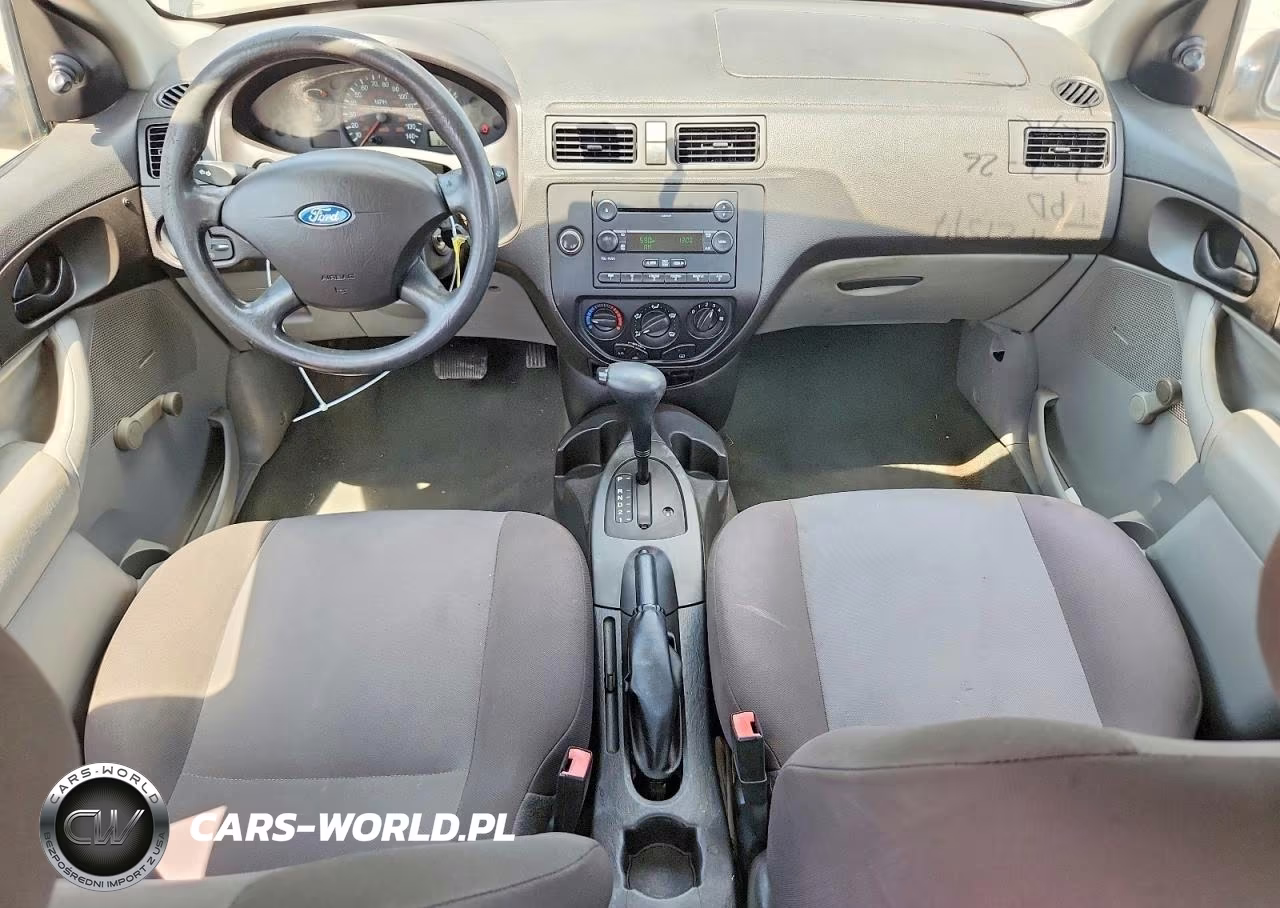 2007 Ford Focus Zx4 VIN:1FAFP34NX7W257175 - 8