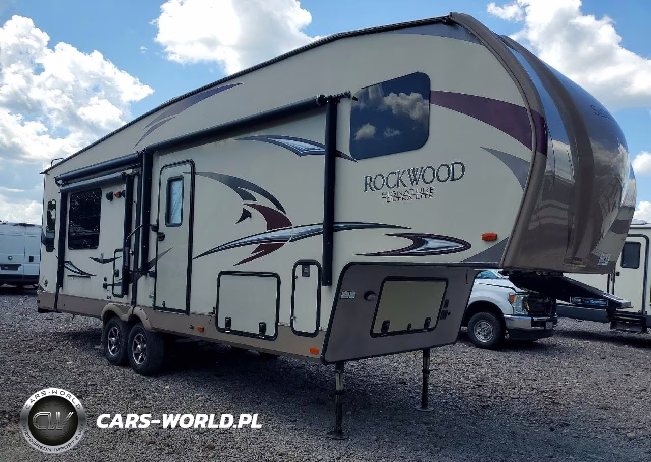 2017 Forest River Rockwood Camper