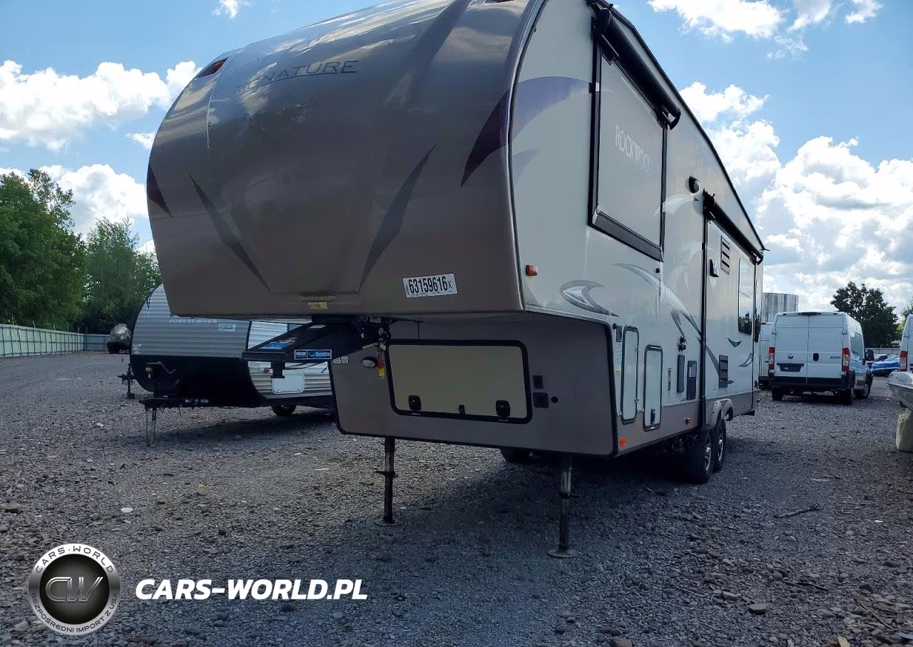 2017 Forest River Rockwood Camper VIN:4X4FRLE2XH1876943 - 2