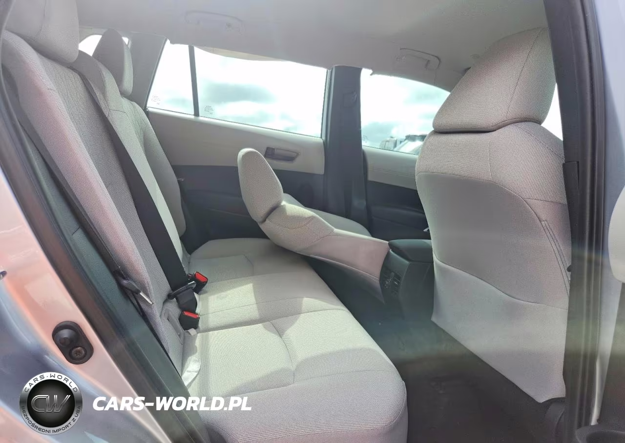 2022 Toyota Corolla Cross L VIN:7MUAAAAG8NV008862 - 10