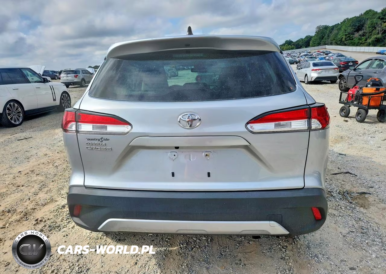 2022 Toyota Corolla Cross L VIN:7MUAAAAG8NV008862 - 6