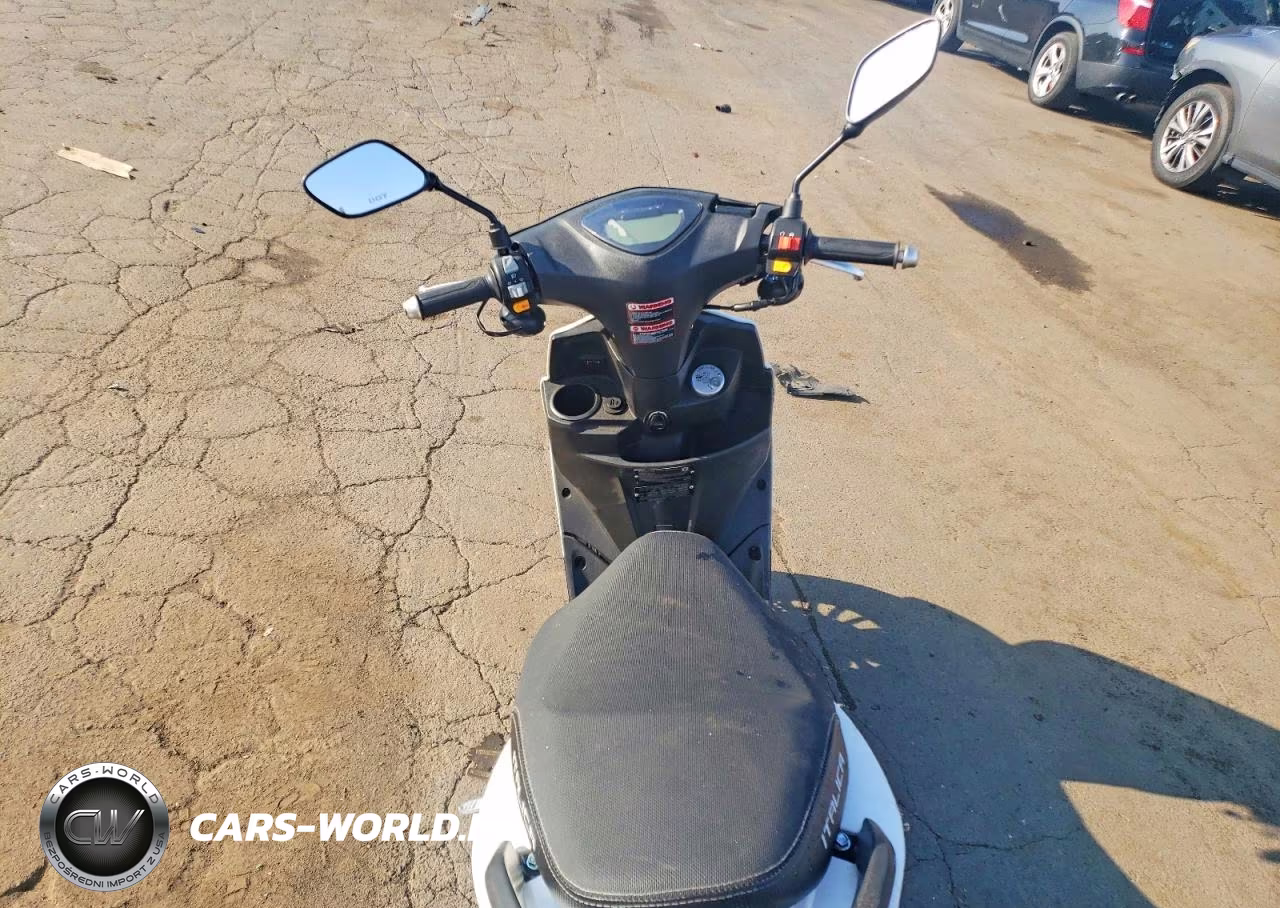 2025 Scooter Yune VIN:HZ2TABGE8S1003878 - 6