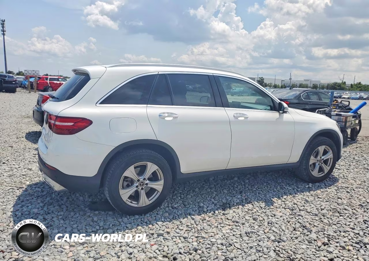 2018 Mercedes-Benz Glc 300 VIN:WDC0G4JB9JV079816 - 3