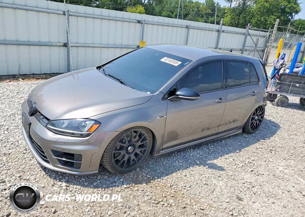 2017 Volkswagen Golf R