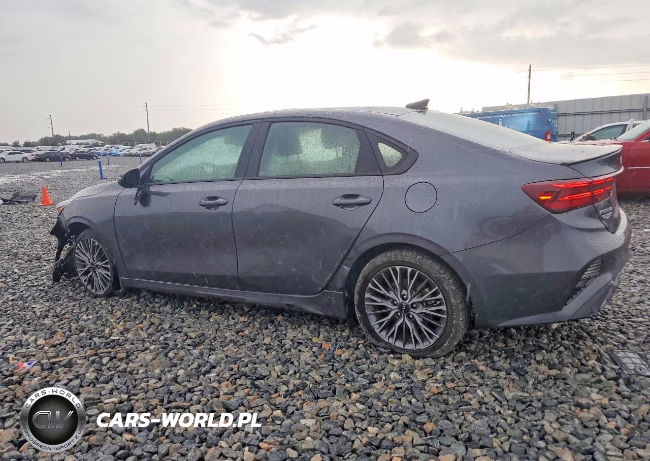 2024 Kia Forte Gt Line VIN:3KPF54AD5RE829154 - 2