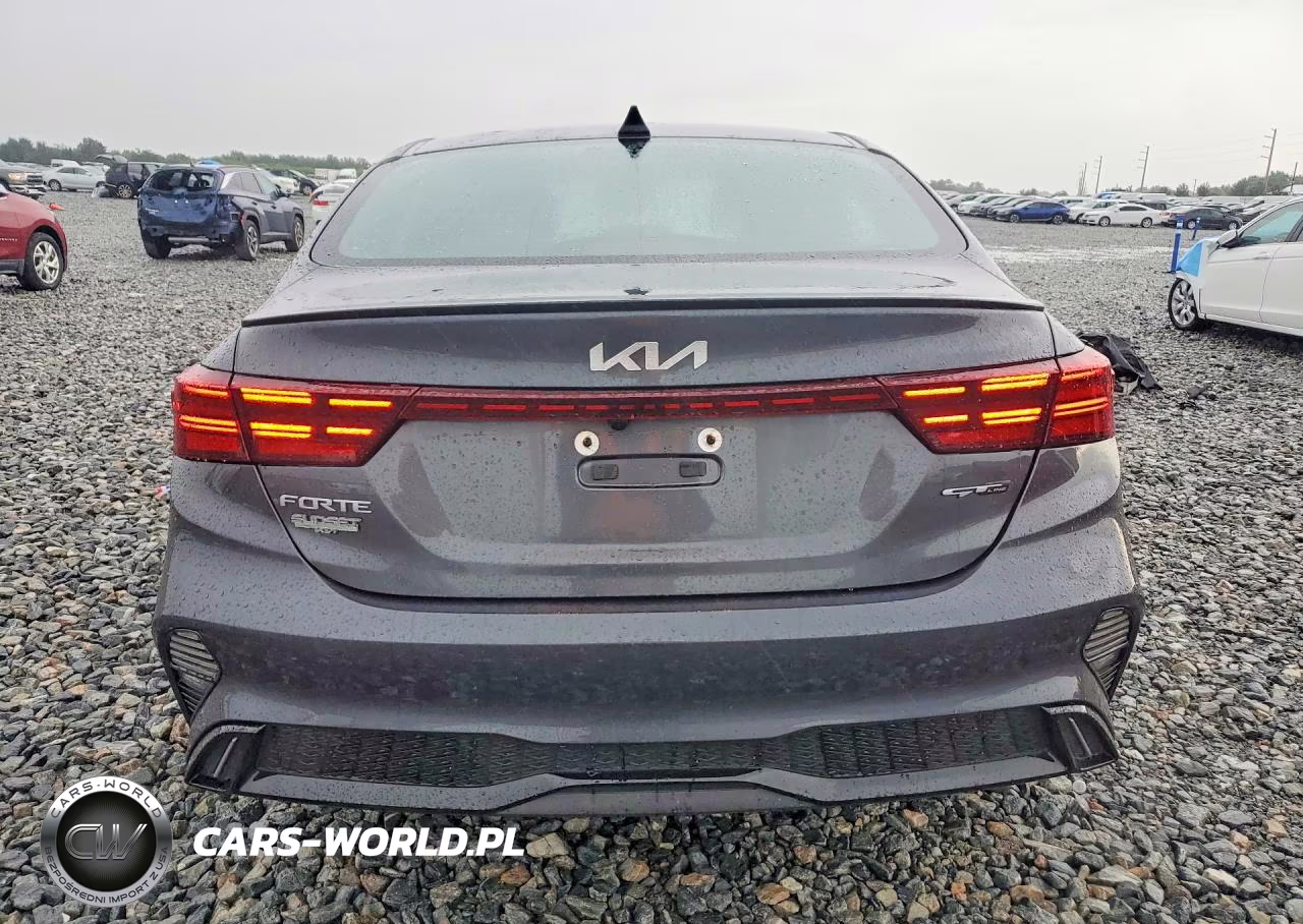 2024 Kia Forte Gt Line VIN:3KPF54AD5RE829154 - 6