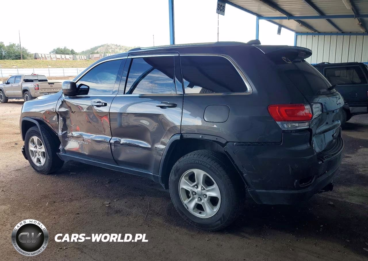 2015 Jeep Grand Cherokee Laredo VIN:1C4RJFAGXFC165158 - 2
