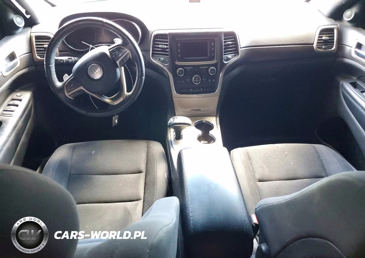 2015 Jeep Grand Cherokee Laredo VIN:1C4RJFAGXFC165158 - 8