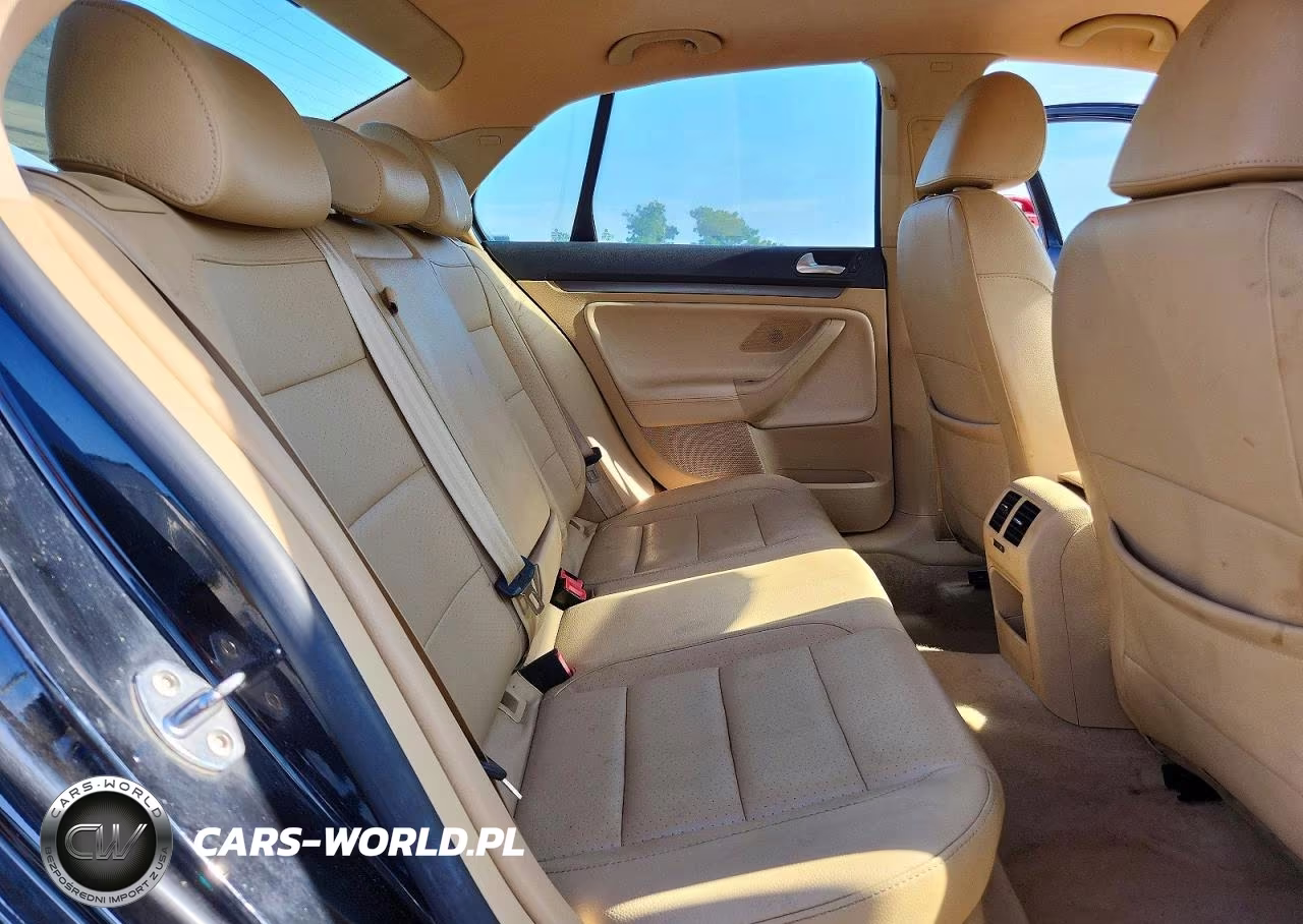 2007 Volkswagen Jetta Wolfsburg VIN:3VWEF71K37M200873 - 10